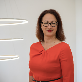 Madlen Hänßgen Finanzmaklerin Versicherungsmaklerin Madlen Hänßgen